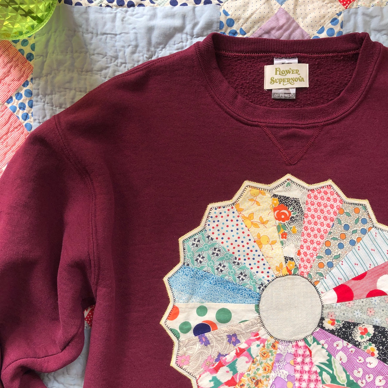 Vintage Dresden Plate Crewneck Sweatshirt M