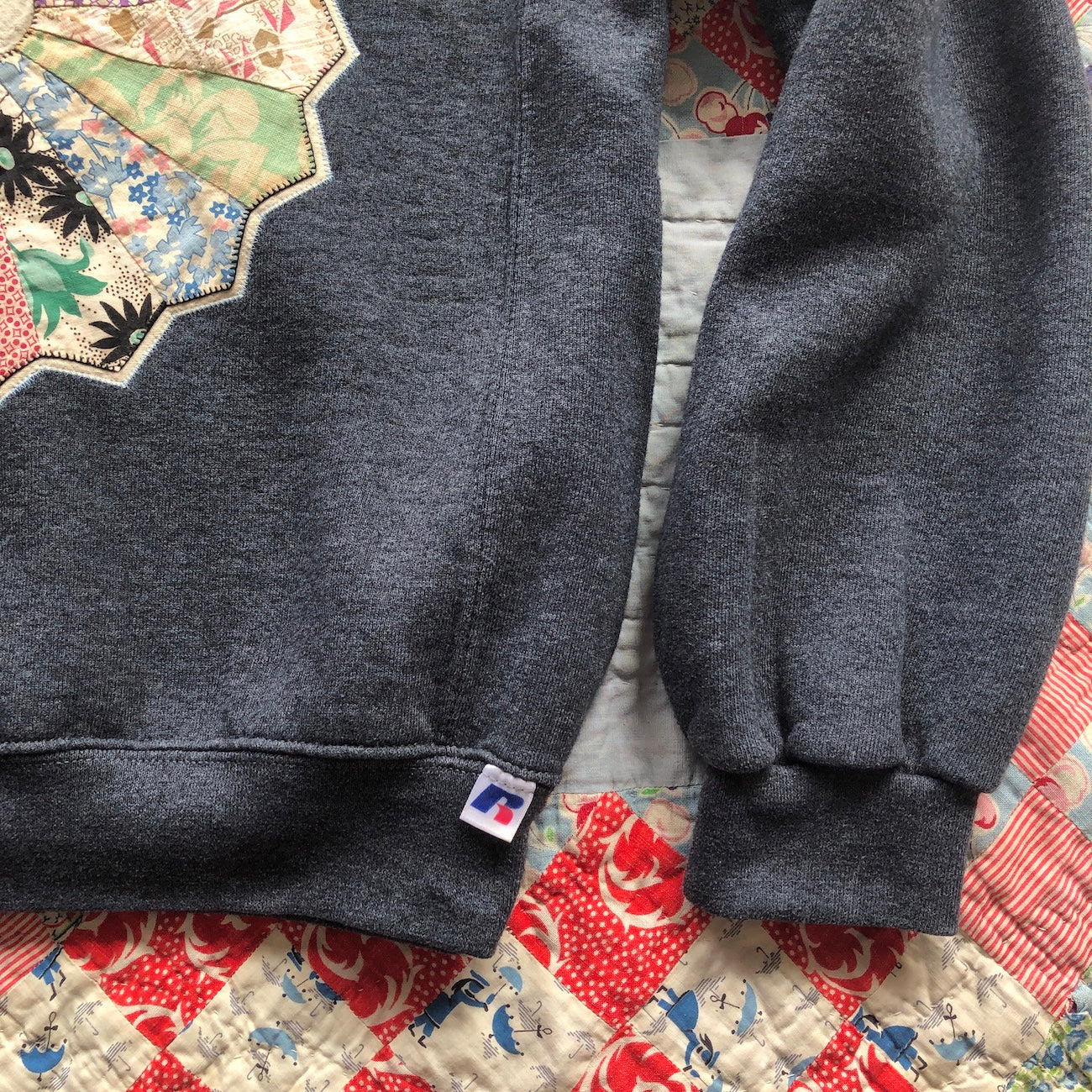 Vintage Dresden Plate Crewneck Sweatshirt M