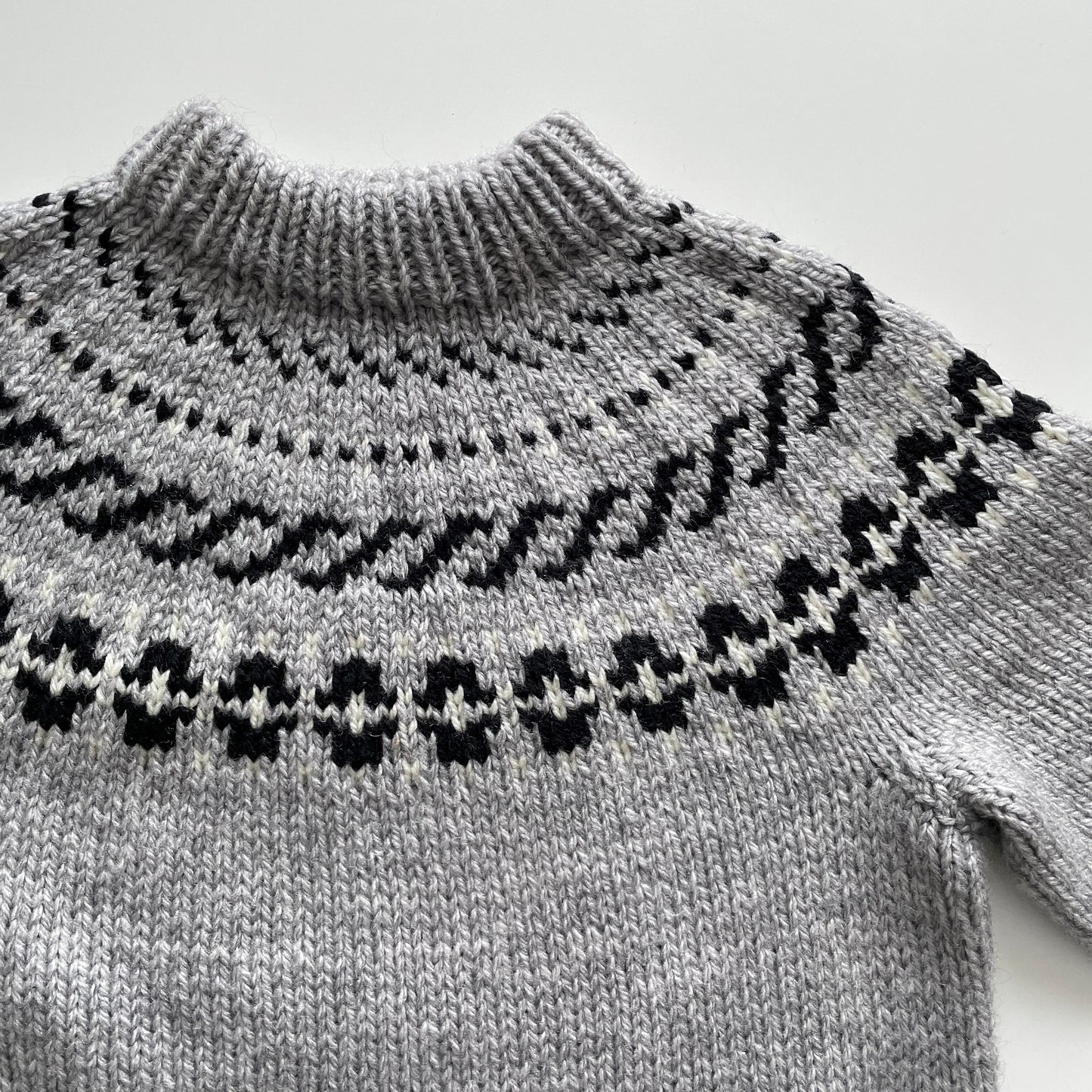 Vintage Hand Knit Gray Fair Isle Sweater