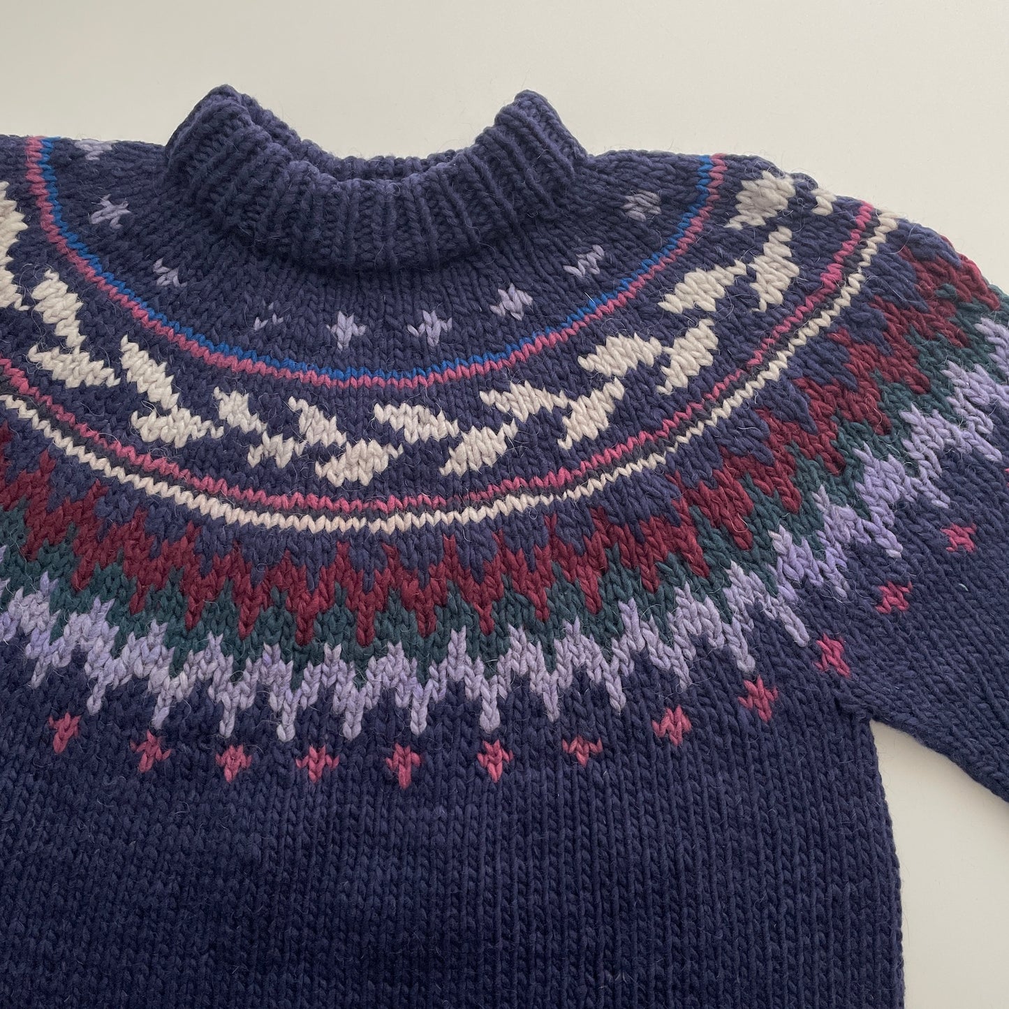 Vintage Hand Knit Fair Isle Heavy Weight Sweater